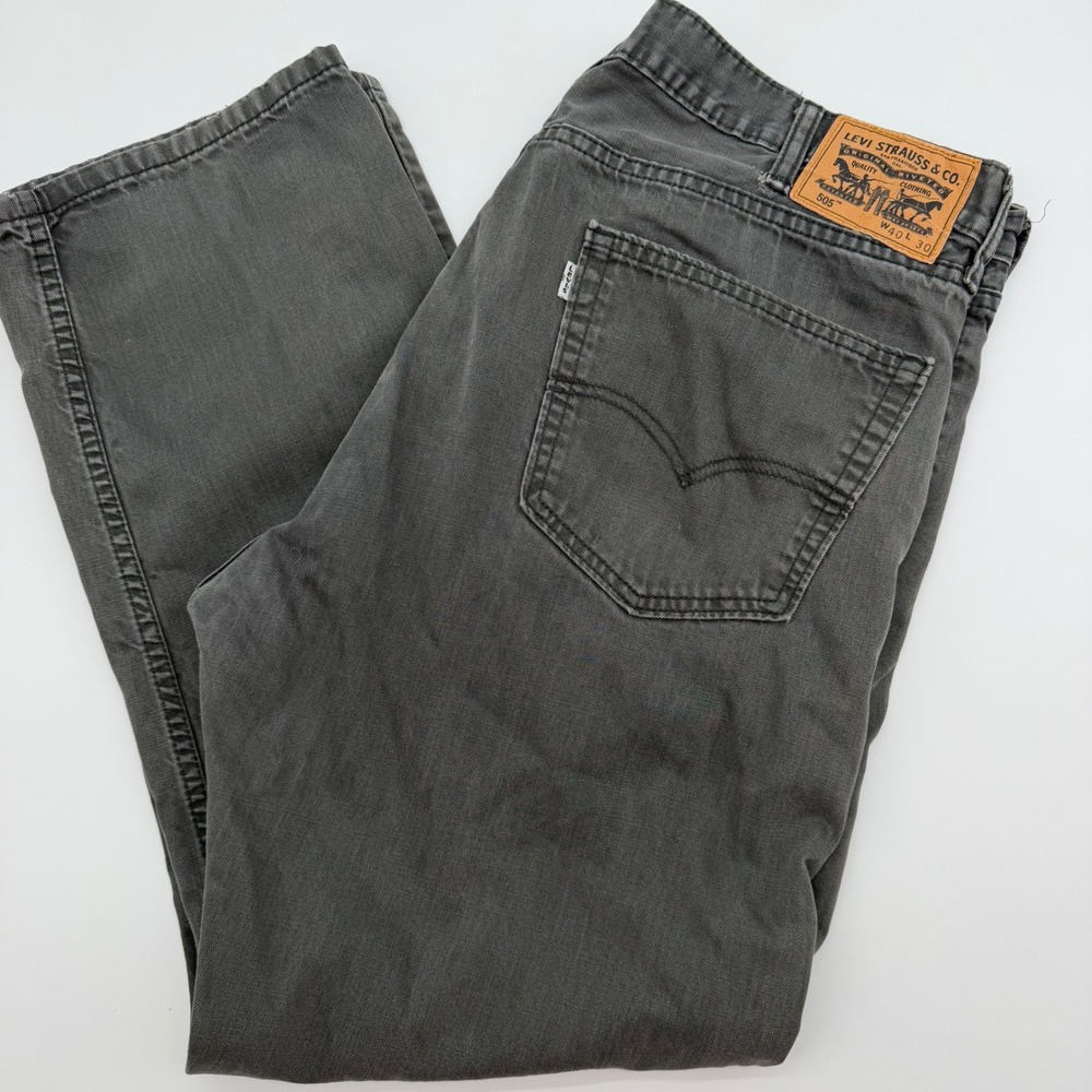 Levis 505 Regular Fit Jeans Mens 40x30 Gray Straight Leg Denim 00505-0716